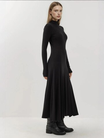 Abito di Hiccup in nero