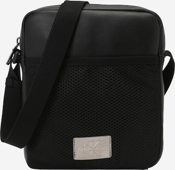 Calvin Klein Jeans Crossbody bag in Black: front