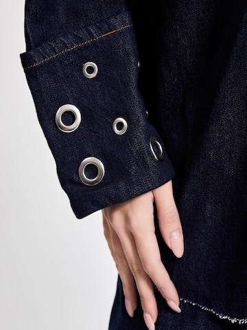 IT'S BASIC Oversized shirt 'Straight Denim Shirt' in Blue
