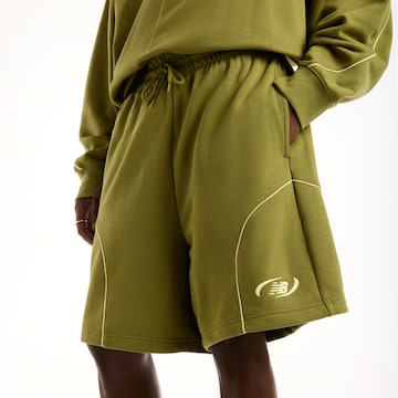 new balance Loosefit Shorts 'Trackside' in Grün