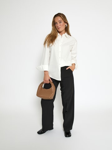 T-shirt 'Vilma' Peppercorn en blanc