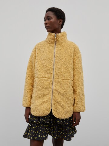 EDITED Between-Season Jacket 'Delores' in Yellow: front