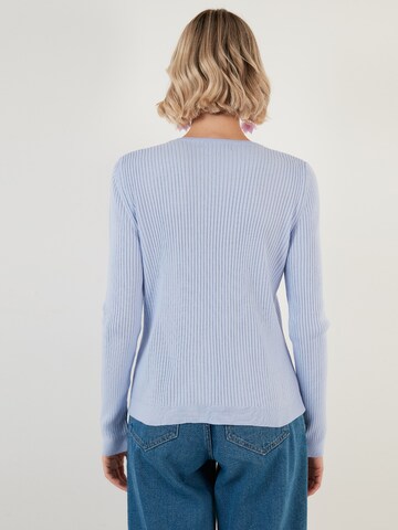 LELA Pullover in Blau