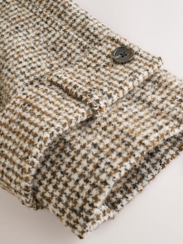 Next Mantel in Beige