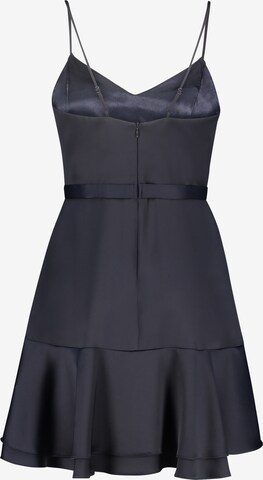 Robe de cocktail Vera Mont en bleu