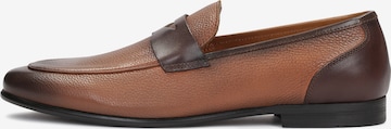 Kazar Classic Flats in Brown: front