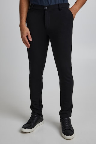 Skinny Pantalon chino 'Napa' BLEND en noir : devant