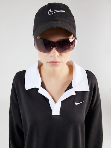 Nike Sportswear Poloshirt 'Essential' in Schwarz