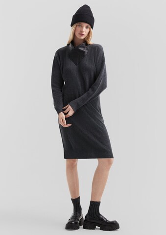 Robes en maille QS en gris