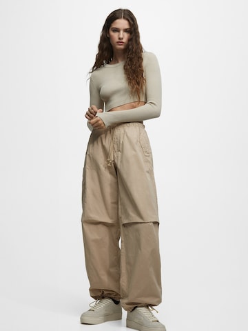 Pull&Bear Regular Cargo Pants in Brown