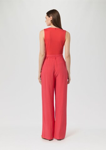 COMMA Top in Red: back