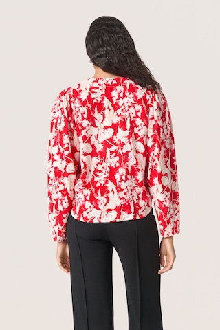 SOAKED IN LUXURY Blouse 'Oline' in Red