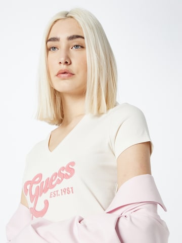 GUESS T-Shirt 'Suede' in Weiß