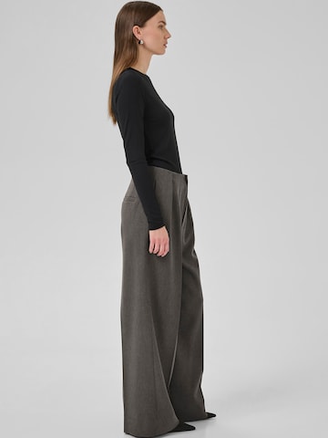 Wide Leg Pantalon à pince 'SpaceMW' My Essential Wardrobe en gris