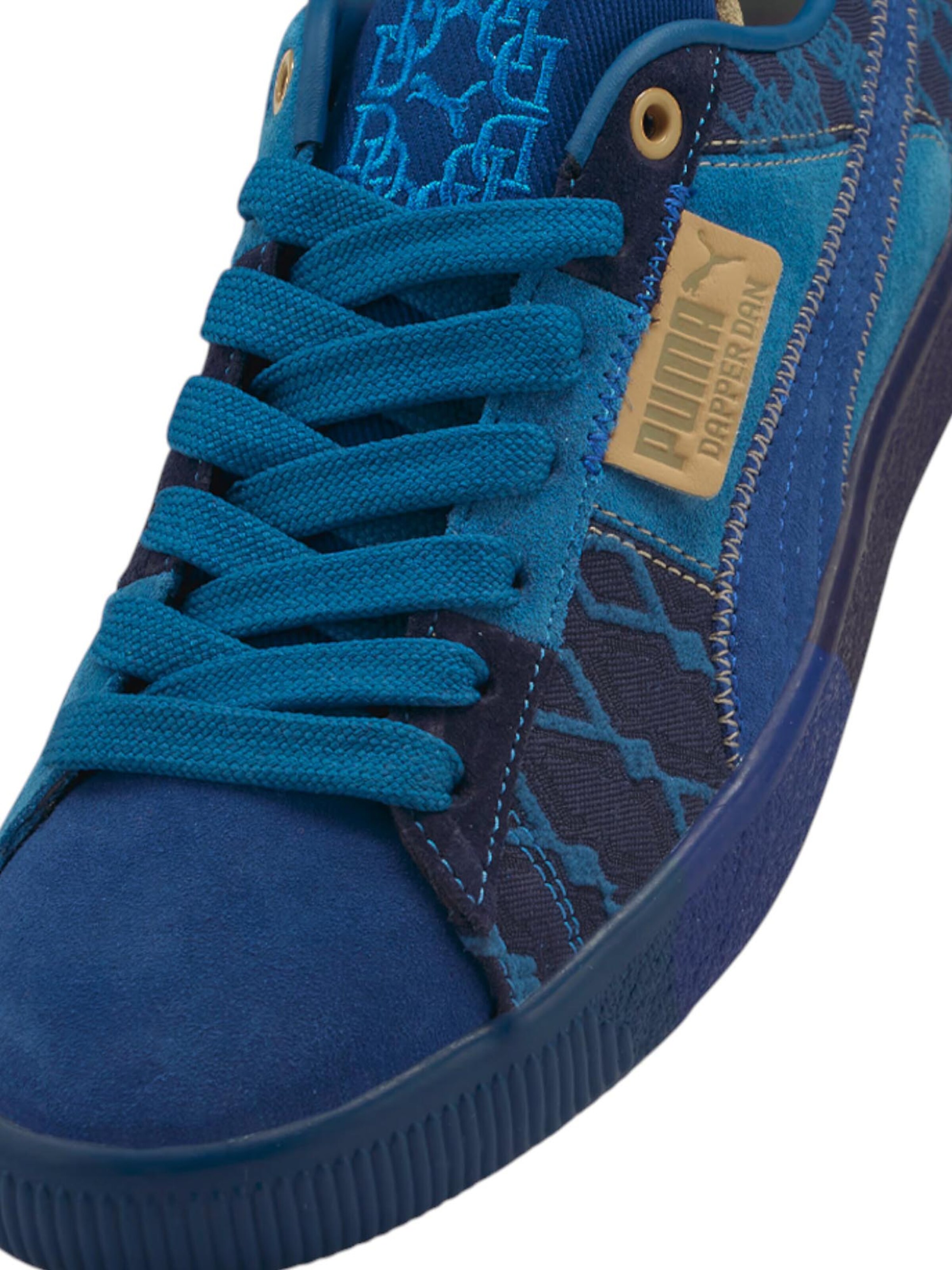 PUMA Platform trainers 'Clyde Pre-Game Runway' in Blue