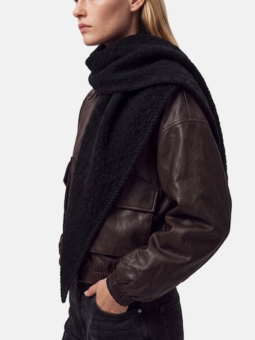 PIECES Scarf 'PCPYRON' in Black