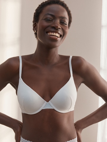 Next T-Shirt BH in Beige: Vorderseite