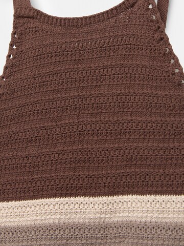 Pull&BearTop s naramenicama - smeđa boja