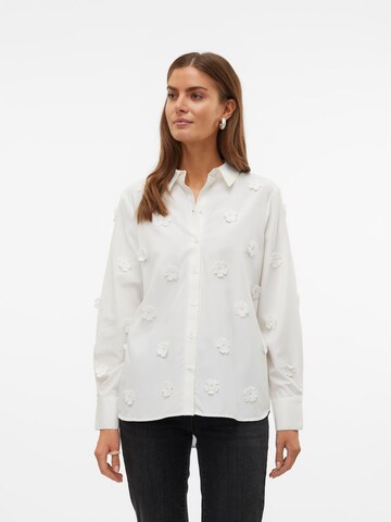 VERO MODA Blouse 'VMTika' in White: front