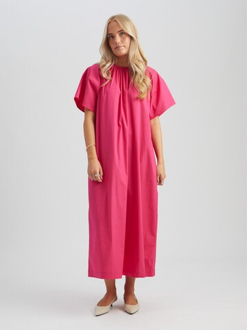 Peppercorn - Vestido 'Otana' en rosa: frente