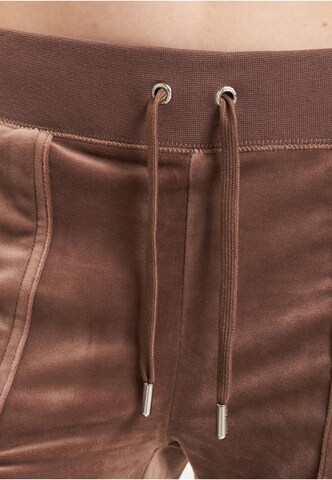 Juicy Couture Regular Hose 'Del Ray' in Braun