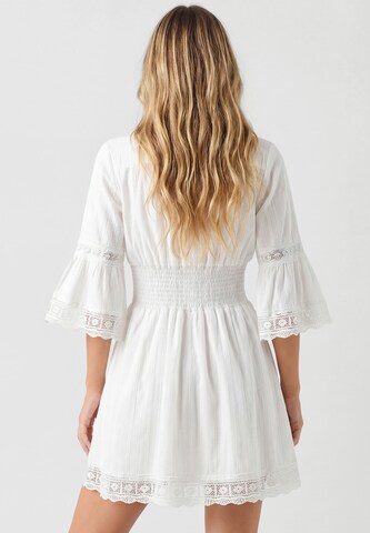 Robe IZIA en blanc