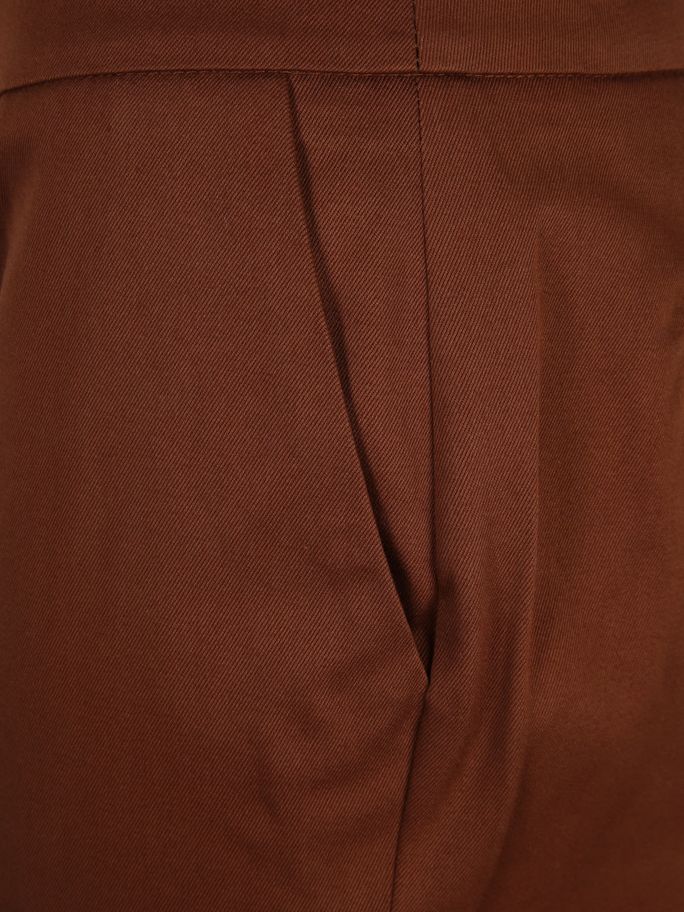 Maison 123 Regular Панталон Chino 'SUZANNE' в кафяво