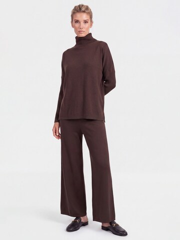 APART Pullover in Braun