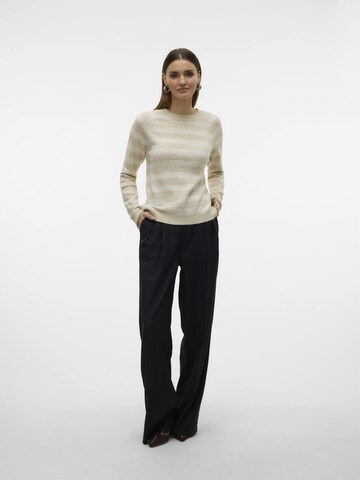 VERO MODA Sweater 'VMDoffy' in Beige