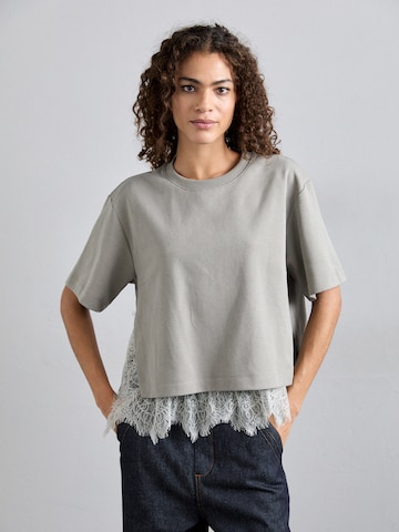 Munthe T-shirt 'RACH' i grå: framsida