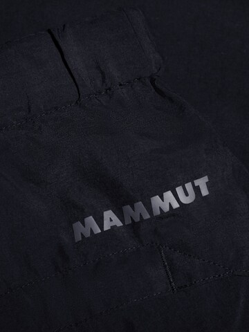 MAMMUT Regular Outdoorshorts in Schwarz