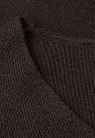 STREET ONE Langarm Pullover mit V-Ausschnitt in Braun