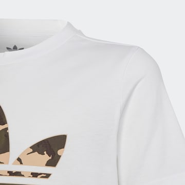 ADIDAS ORIGINALS Paita 'Camo' värissä valkoinen