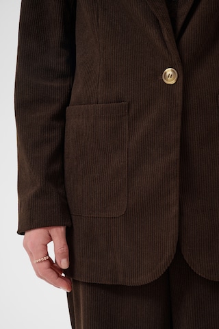 Cream Blazers in Bruin
