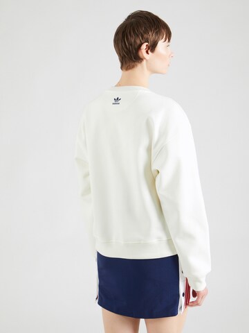 ADIDAS ORIGINALS Sweatshirt i vit