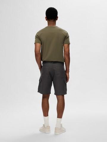 SELECTED HOMME Loose fit Cargo Pants 'Olaf' in Grey