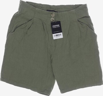 SOAKED IN LUXURY Shorts in S in Green: front