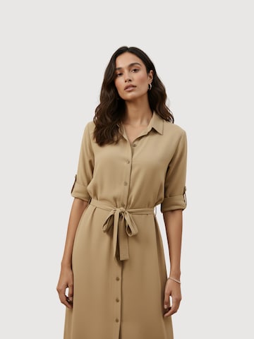 WEARABLE STORIES Jurk 'Lisanne' in Bruin