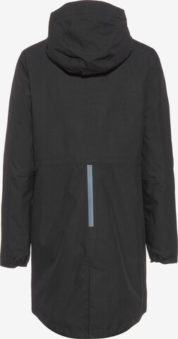 VAUDE Outdoor Jacket in Black