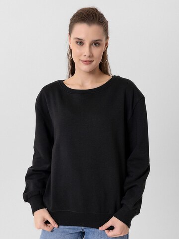 Pull-over 'Emma' Jacey Quinn en noir : devant