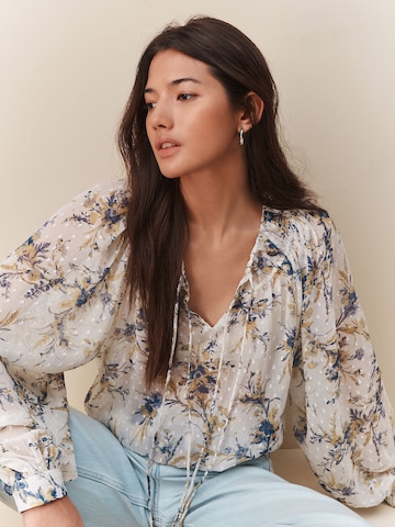 Next - Blusa em branco