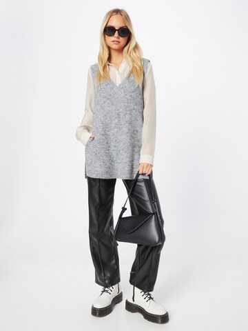 Pull-over 'VENEDA' ONLY en gris