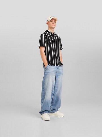 Bershka Comfort fit Overhemd in Zwart