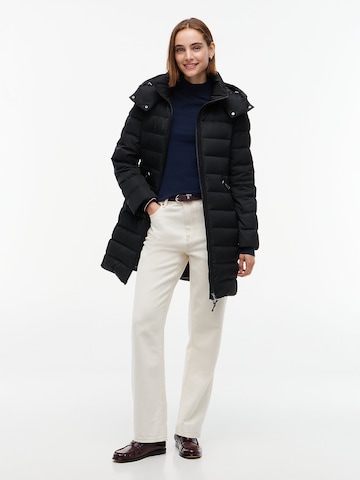 TOMMY HILFIGER Winter coat in Black: front