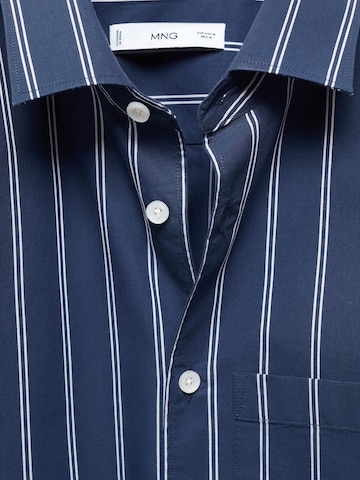 MANGO MAN Regular fit Button Up Shirt 'Regine1' in Blue