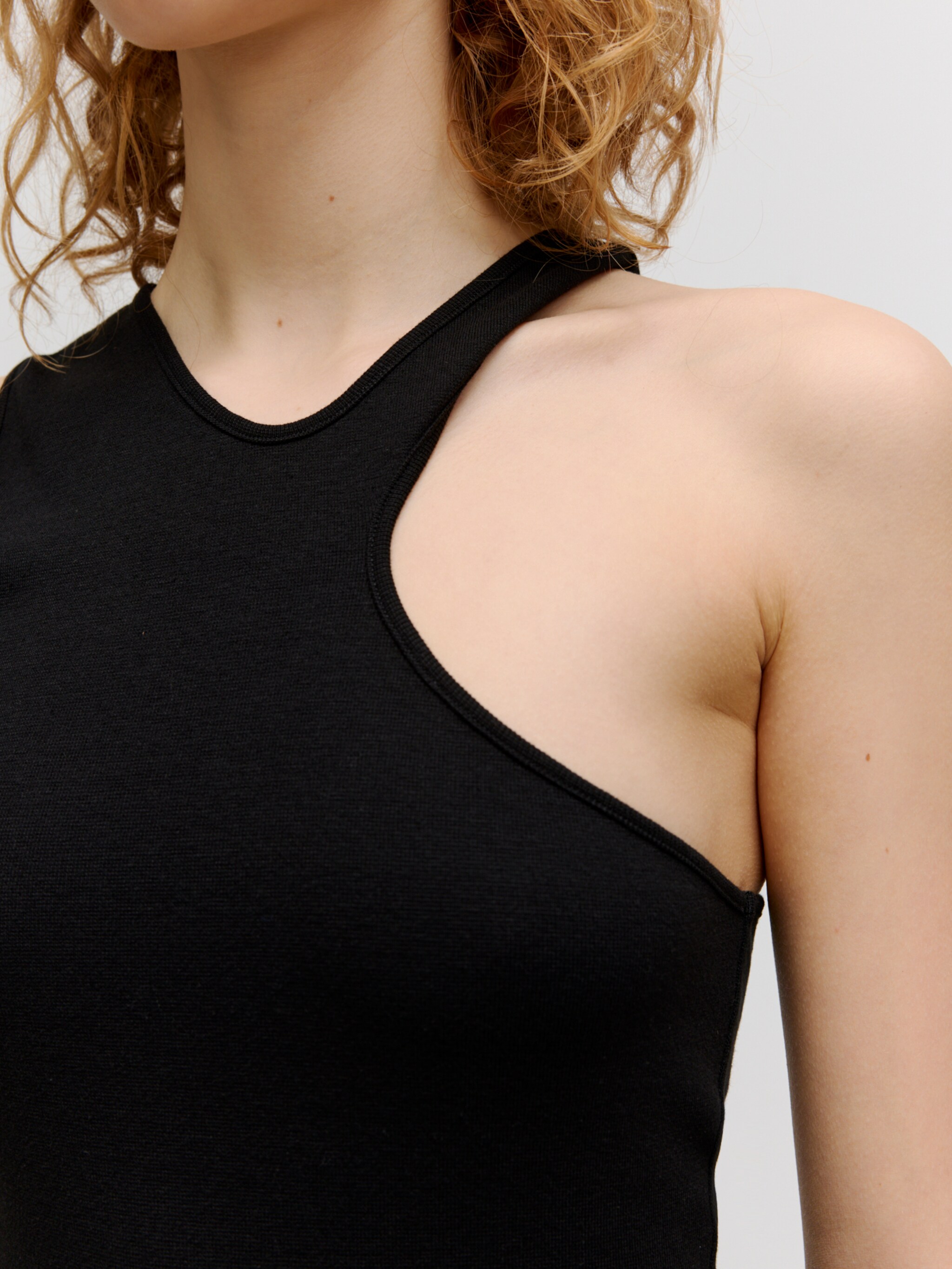 EDITED Produits Haut 'Maisie' noir