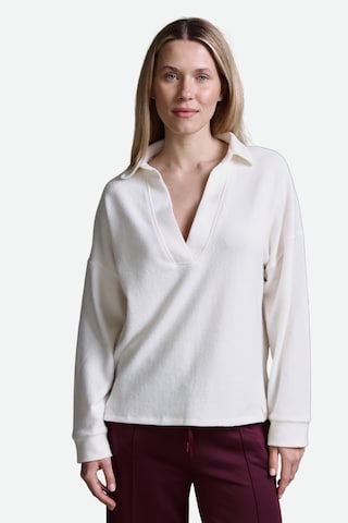 Cotton Candy Shirt in Wit: voorkant