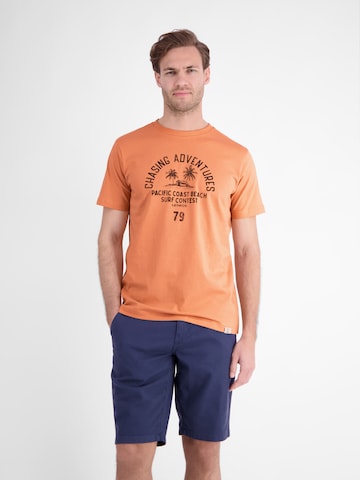 LERROS T-Shirt mit O-Neck aus softer Baumwolle mit Summervibe-Print in Orange: Vorderseite