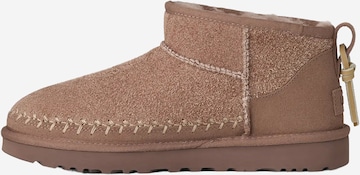 UGG - Botas 'Classic Ultra Mini' em bege: frente