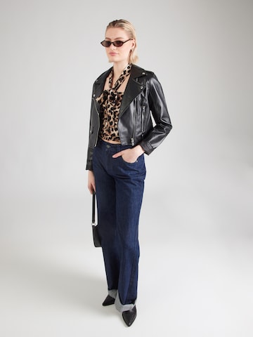 ABOUT YOU Top 'Valentine' in Bruin